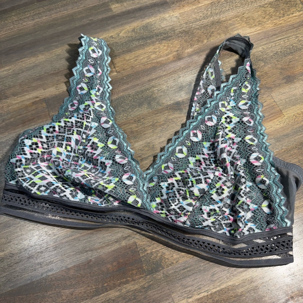 Xhilaration xL Lace bralette